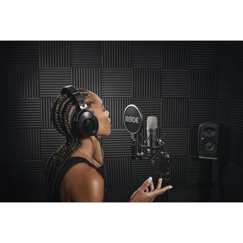RØDE NT1 Signature Series Large-Diaphragm Condenser Microphone with Shock Mount, Pop Filter and XLR Cable for Music Production, Vocal Recording, Streaming and Podcasting (Black)